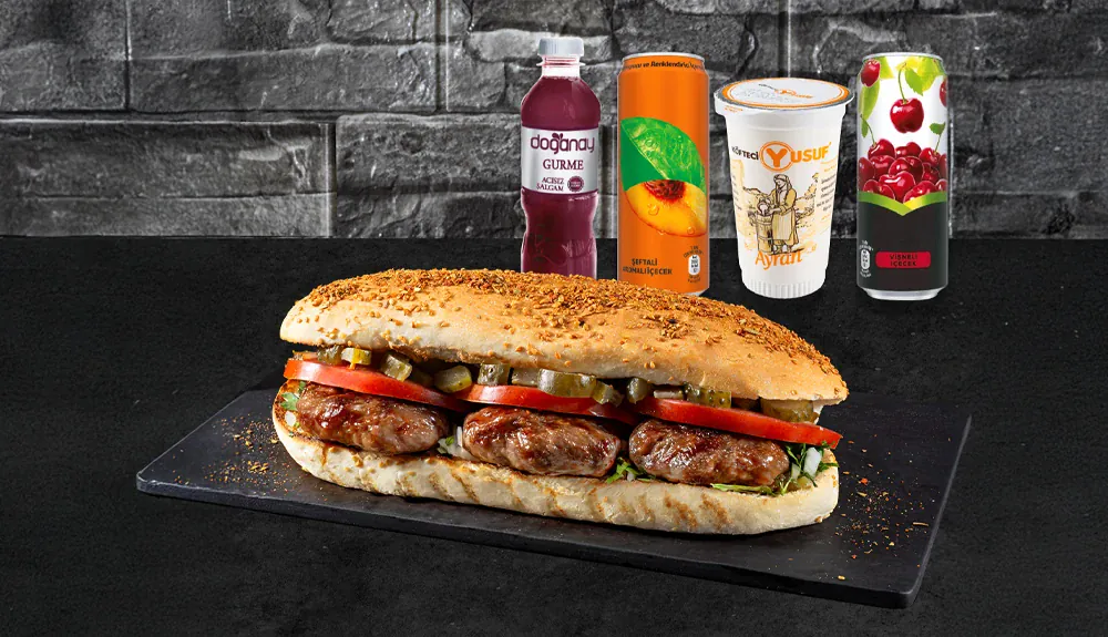 Yarım Porsiyon Ekmek Arası Köfte Menü