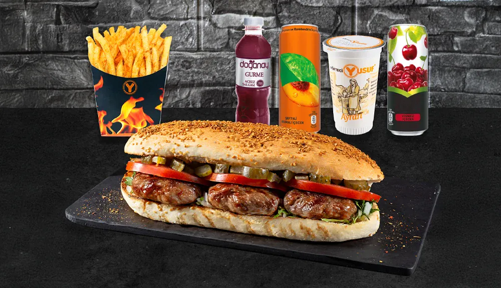 Patatesli Yarım Porsiyon Ekmek Arası Köfte Menü